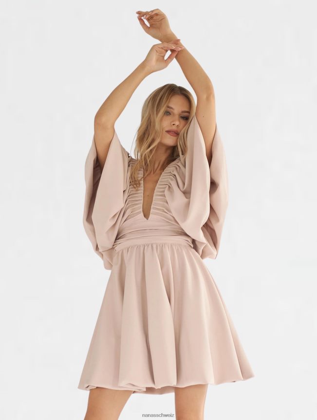 Nana's Gaia-Kleid nackt FJ6J8D23