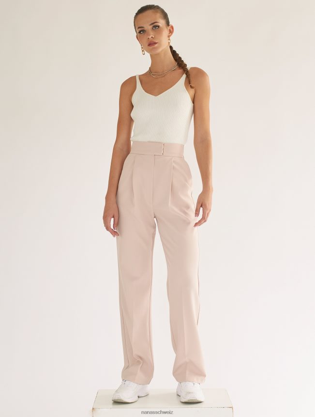 Nana's immer Hosen nackt FJ6J8D132